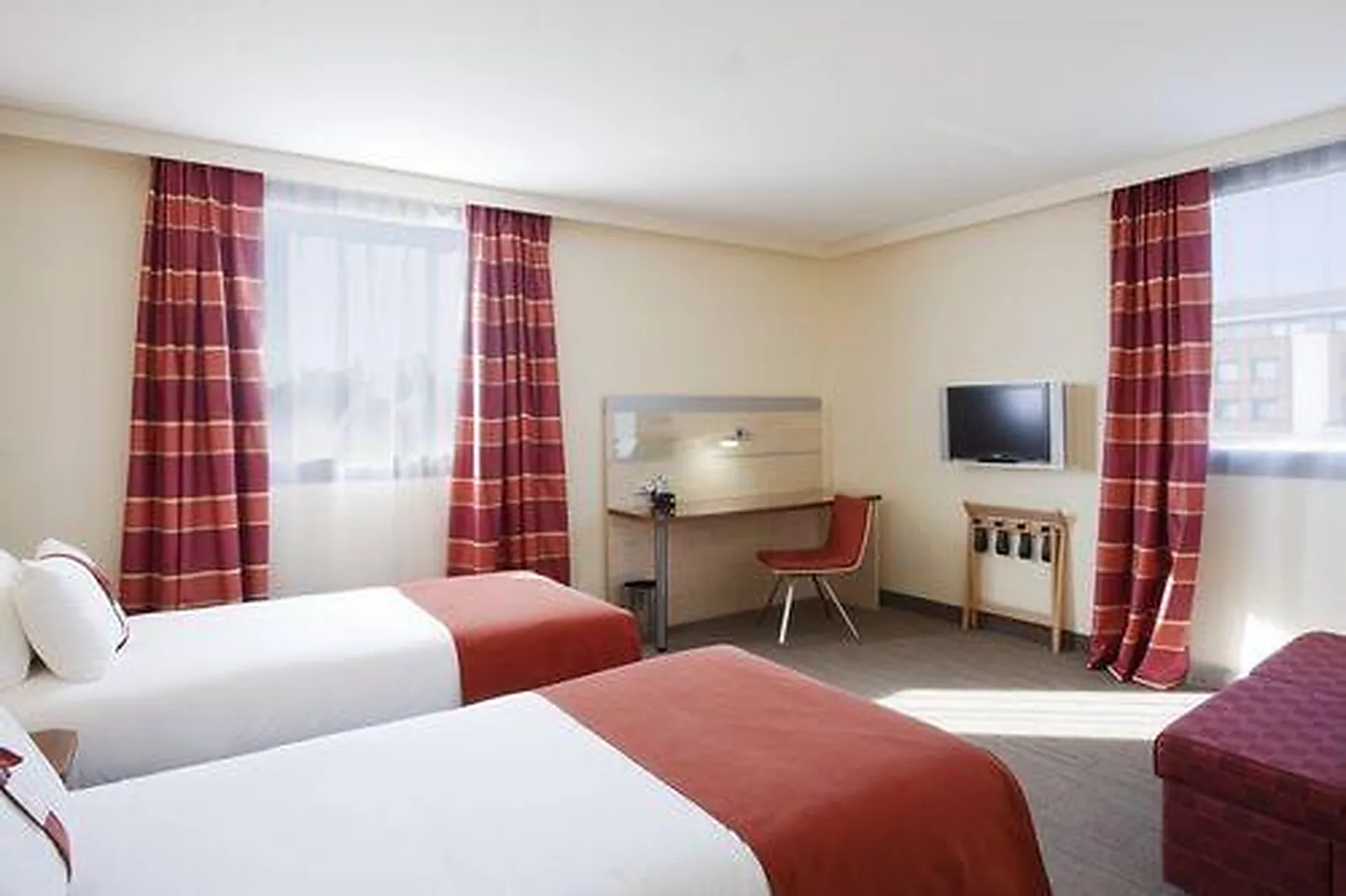 Lieux événementiels, HOLIDAY INN EXPRESS TOULOUSE AÉROPORT
