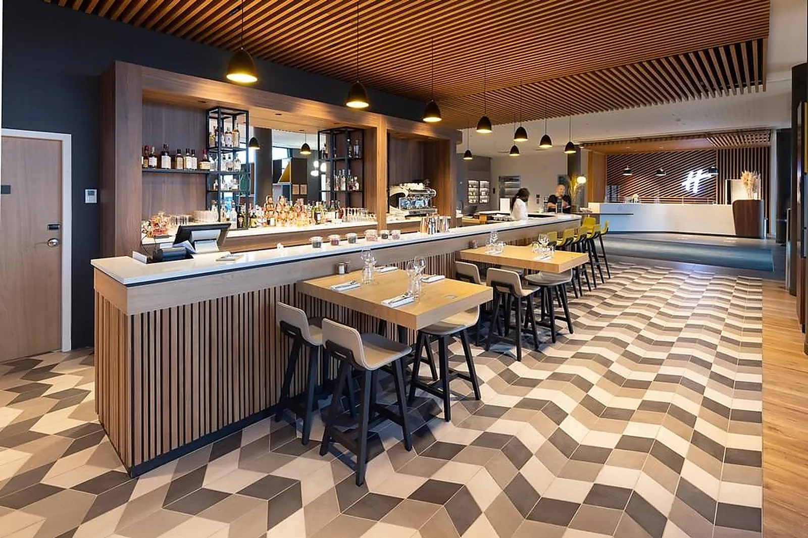 Lieux événementiels, HOLIDAY INN PARIS CDG AIRPORT