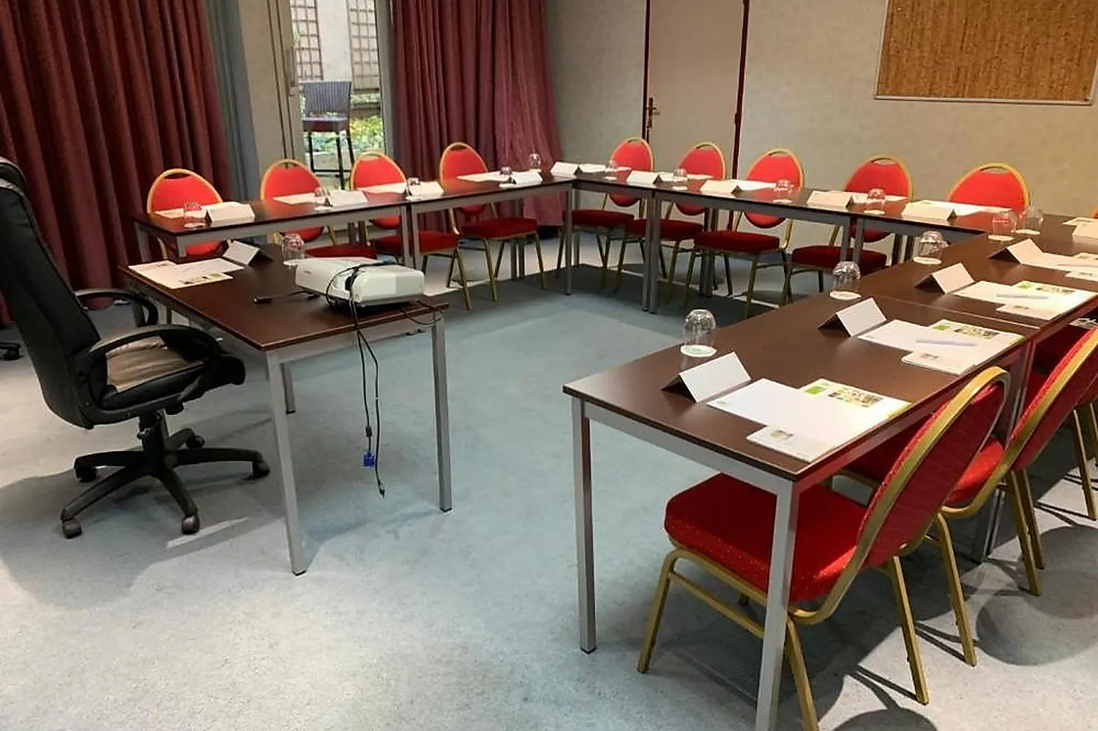 Lieux événementiels, HOLIDAY INN PARIS-MONTMARTRE