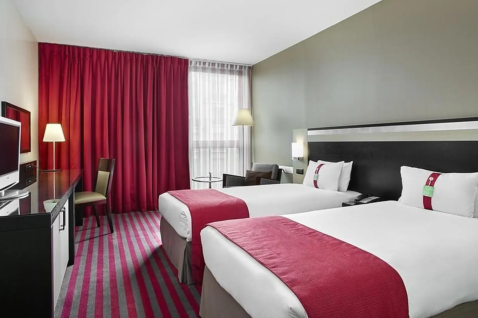 Lieux événementiels, HOLIDAY INN PARIS PORTE DE CLICHY