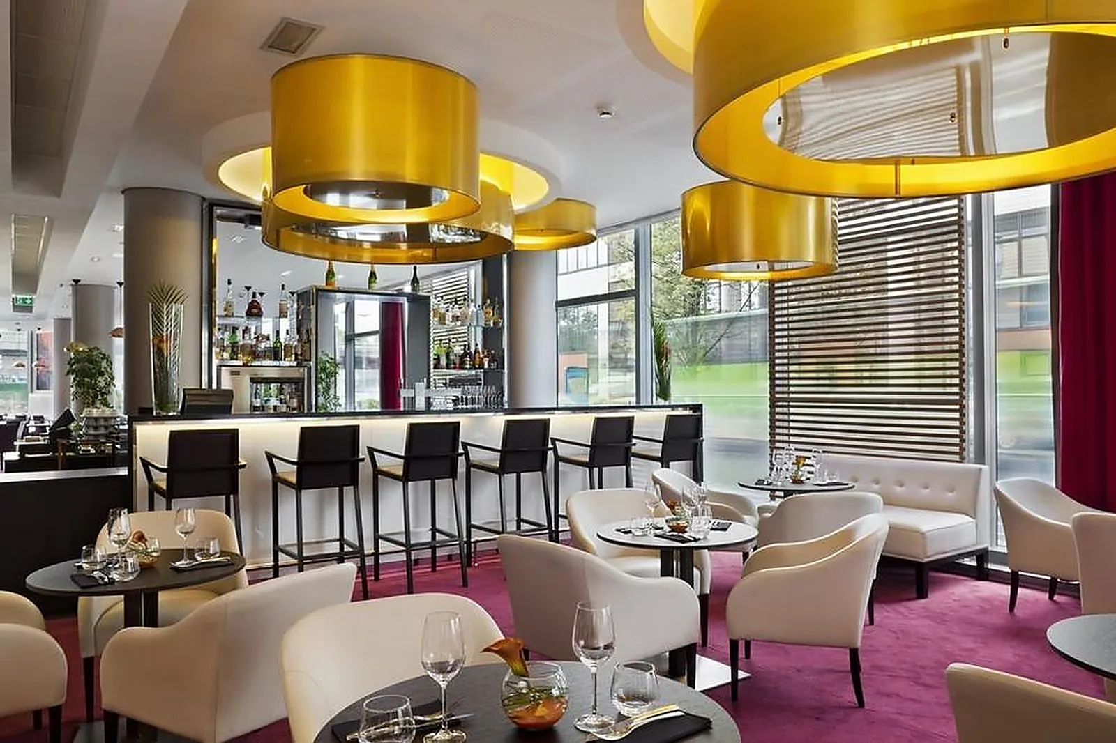 Lieux événementiels, HOLIDAY INN PARIS PORTE DE CLICHY