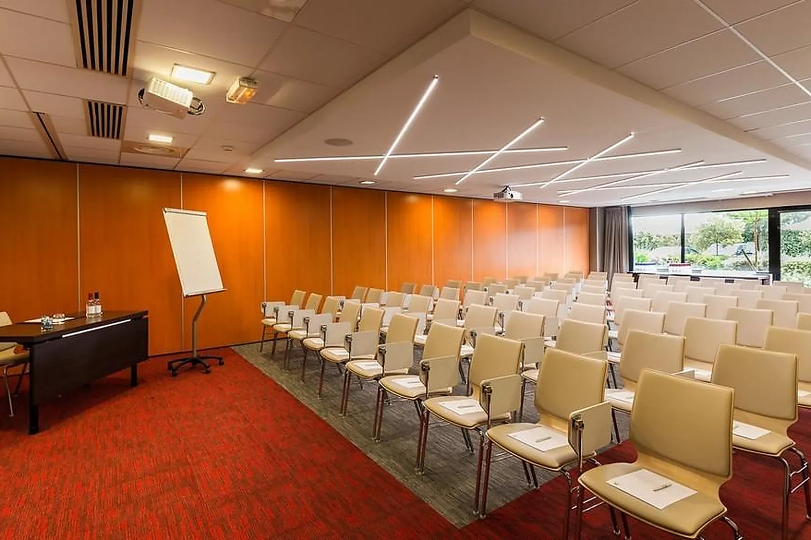 Lieux événementiels, HOLIDAY INN TOULOUSE AIRPORT