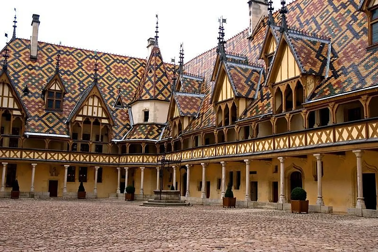 Lieux événementiels, HOSPICES DE BEAUNE HOTEL DIEU