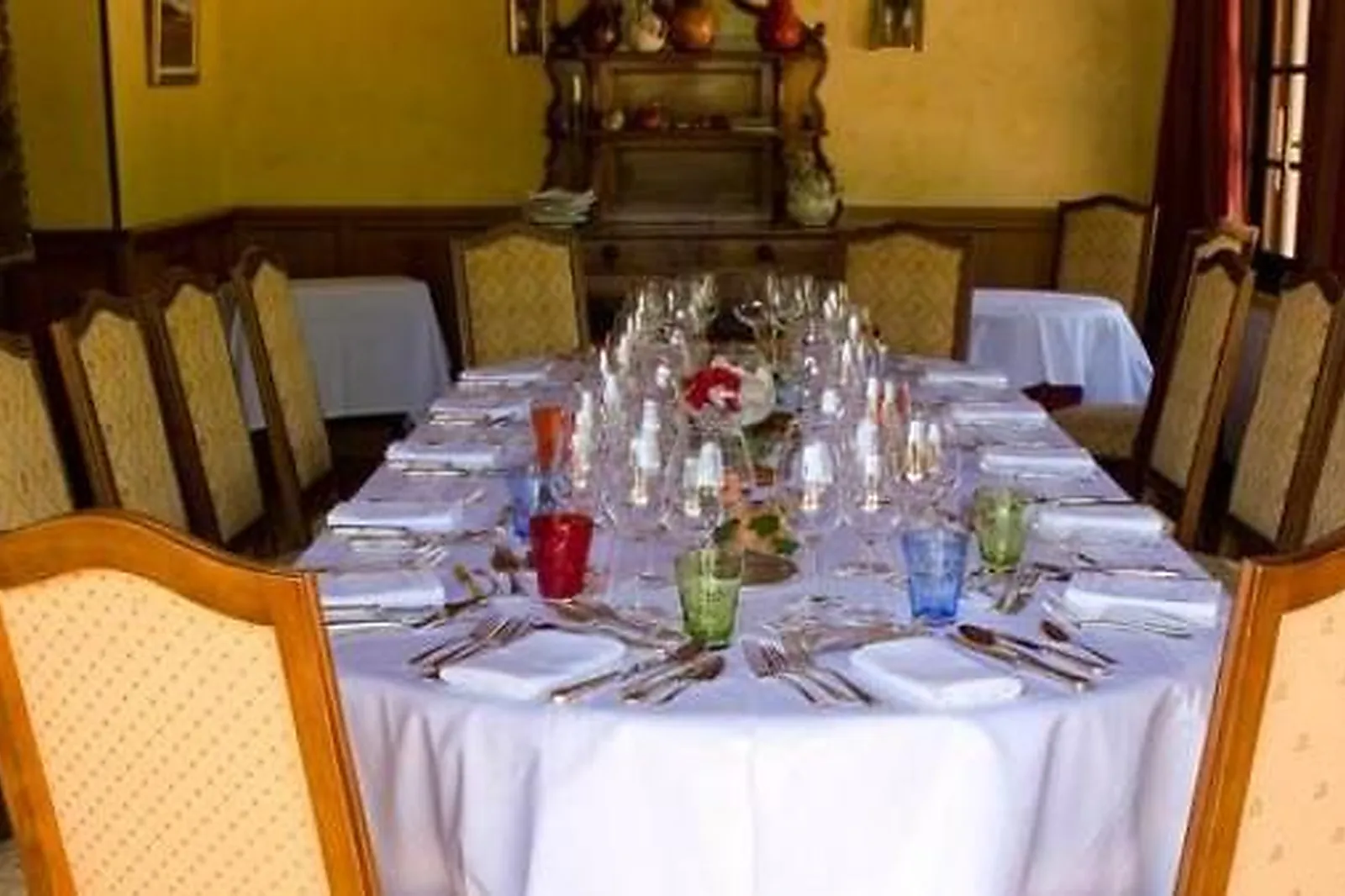 Lieux événementiels, HOSTELLERIE BOURGUIGNONNE