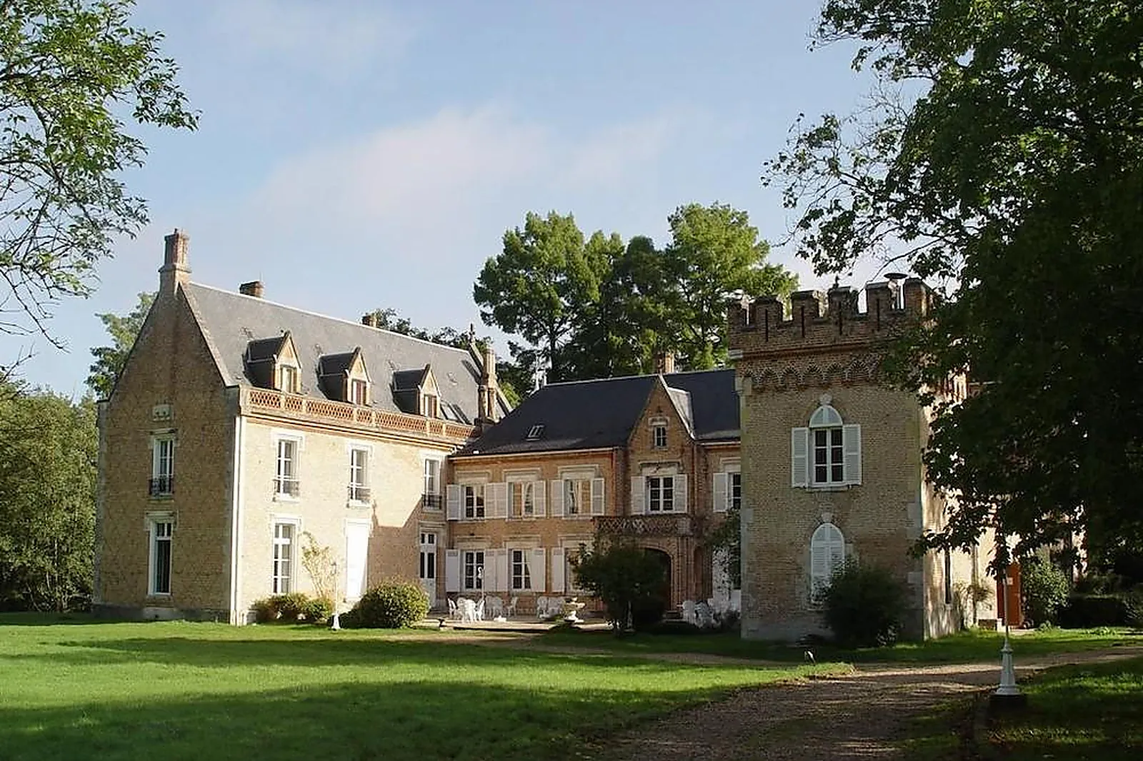 Lieux événementiels, HOSTELLERIE CHATEAU LES MUIDS