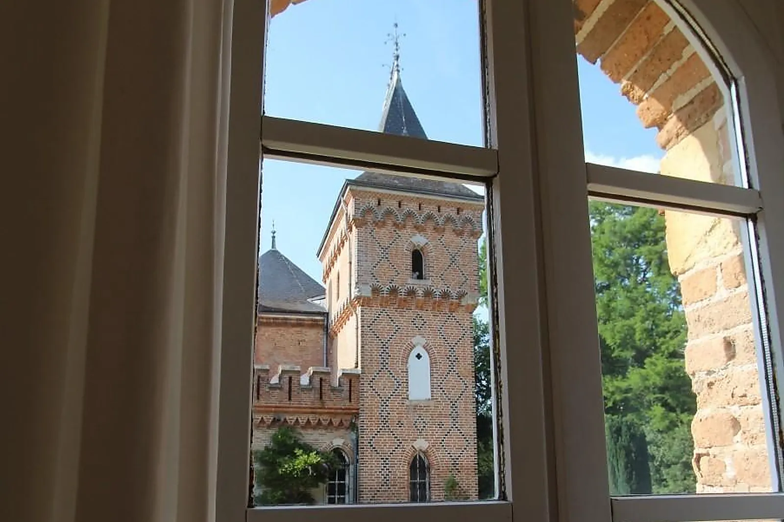 Lieux événementiels, HOSTELLERIE CHATEAU LES MUIDS