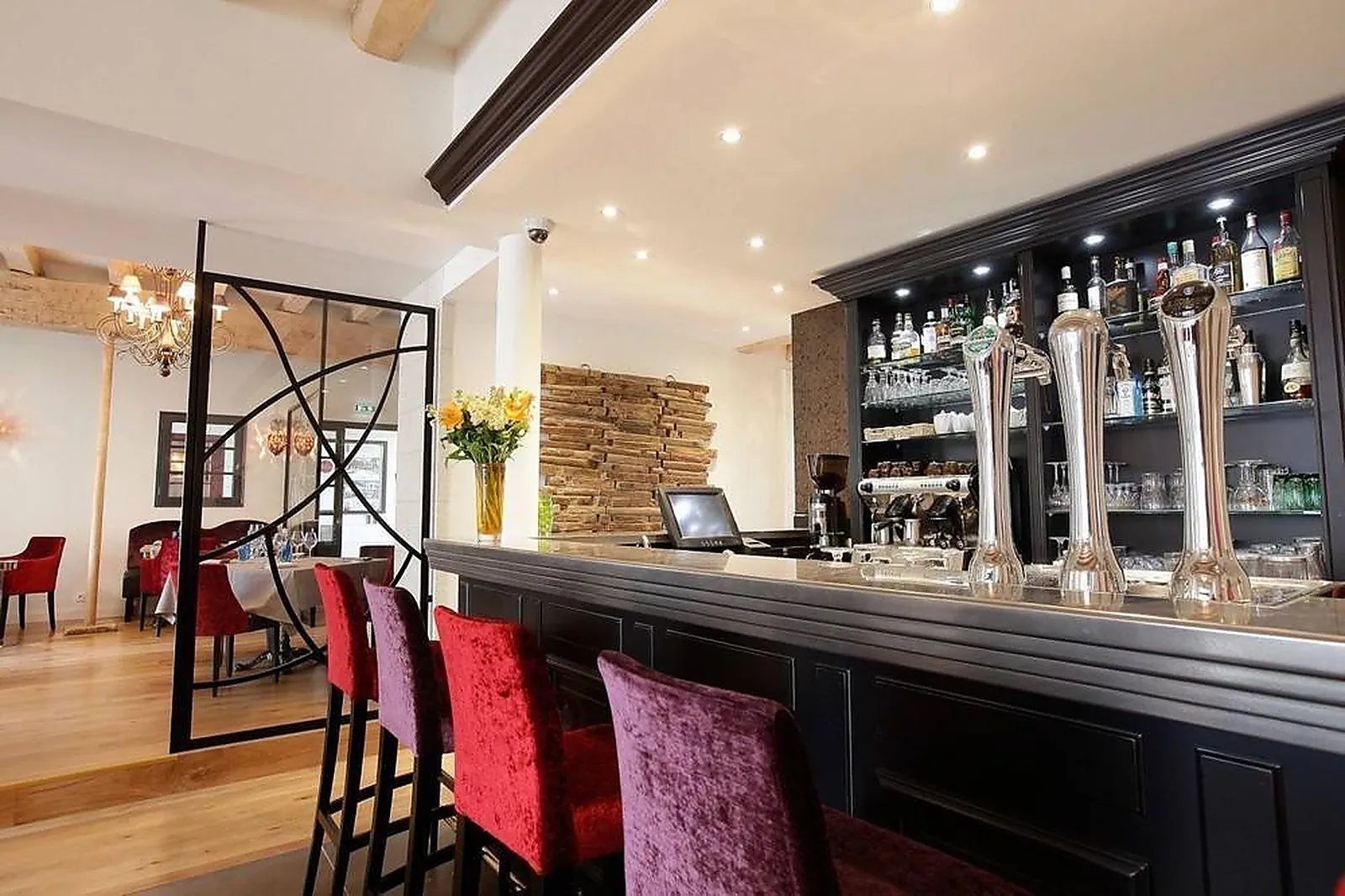 Lieux événementiels, HOSTELLERIE LA CROIX BLANCHE