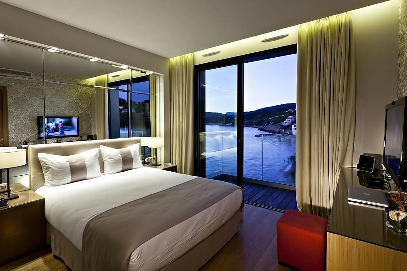 Lieux événementiels, HOSTELLERIE LA FARANDOLE