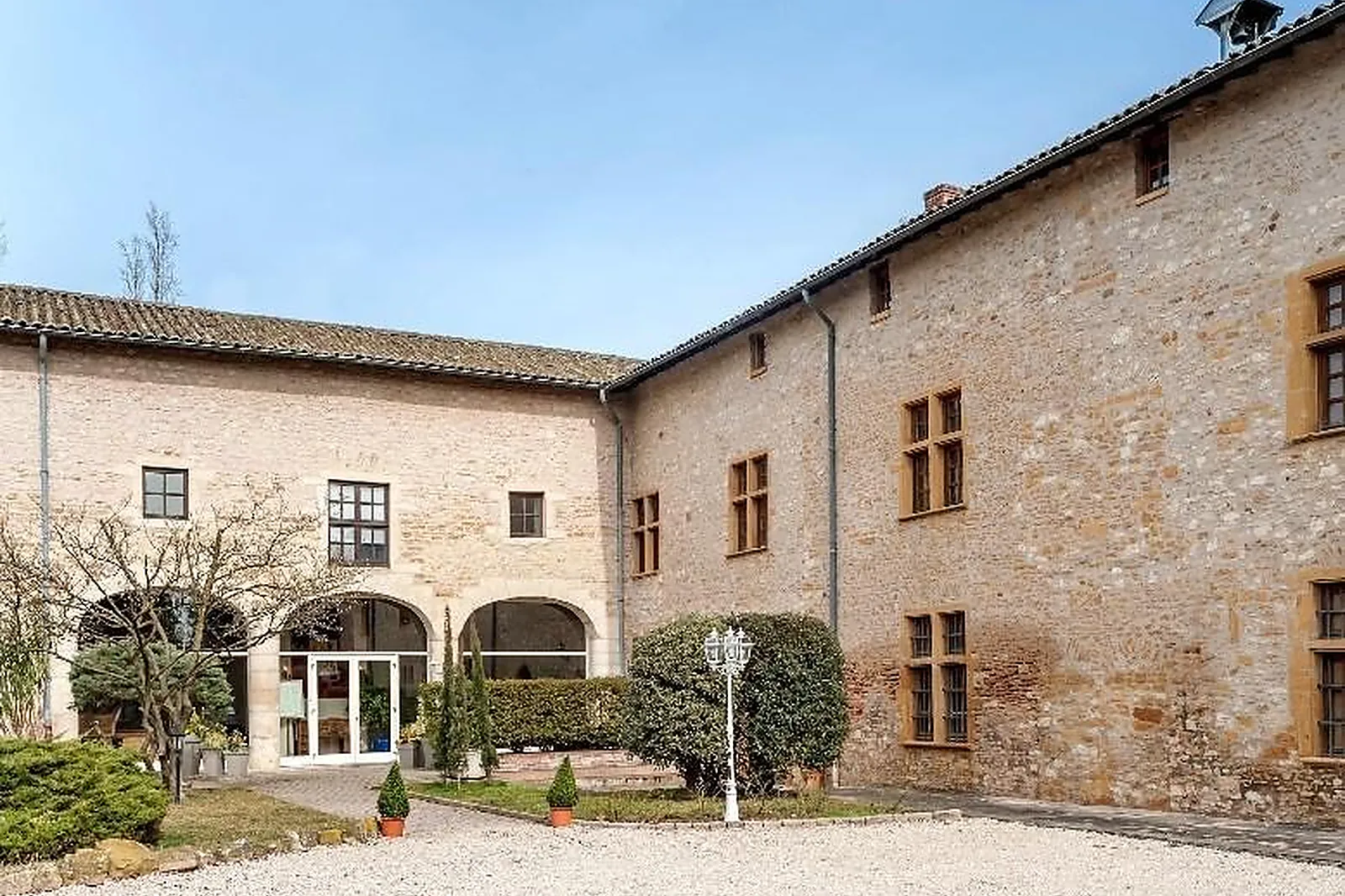 Lieux événementiels, HOSTELLERIE LA FERME DU POULET