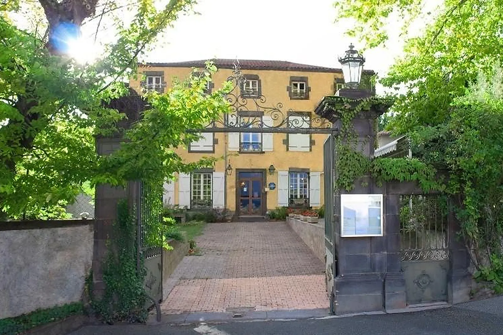 Lieux événementiels, HOSTELLERIE LE PETIT BONNEVAL