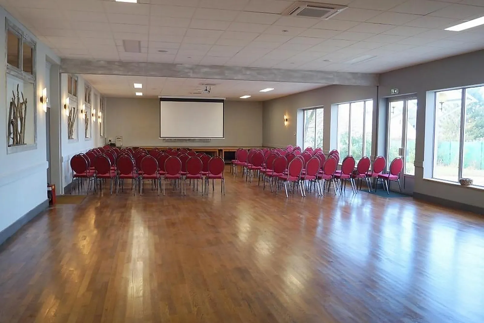 Lieux événementiels, HOSTELLERIE SAINT PAUL