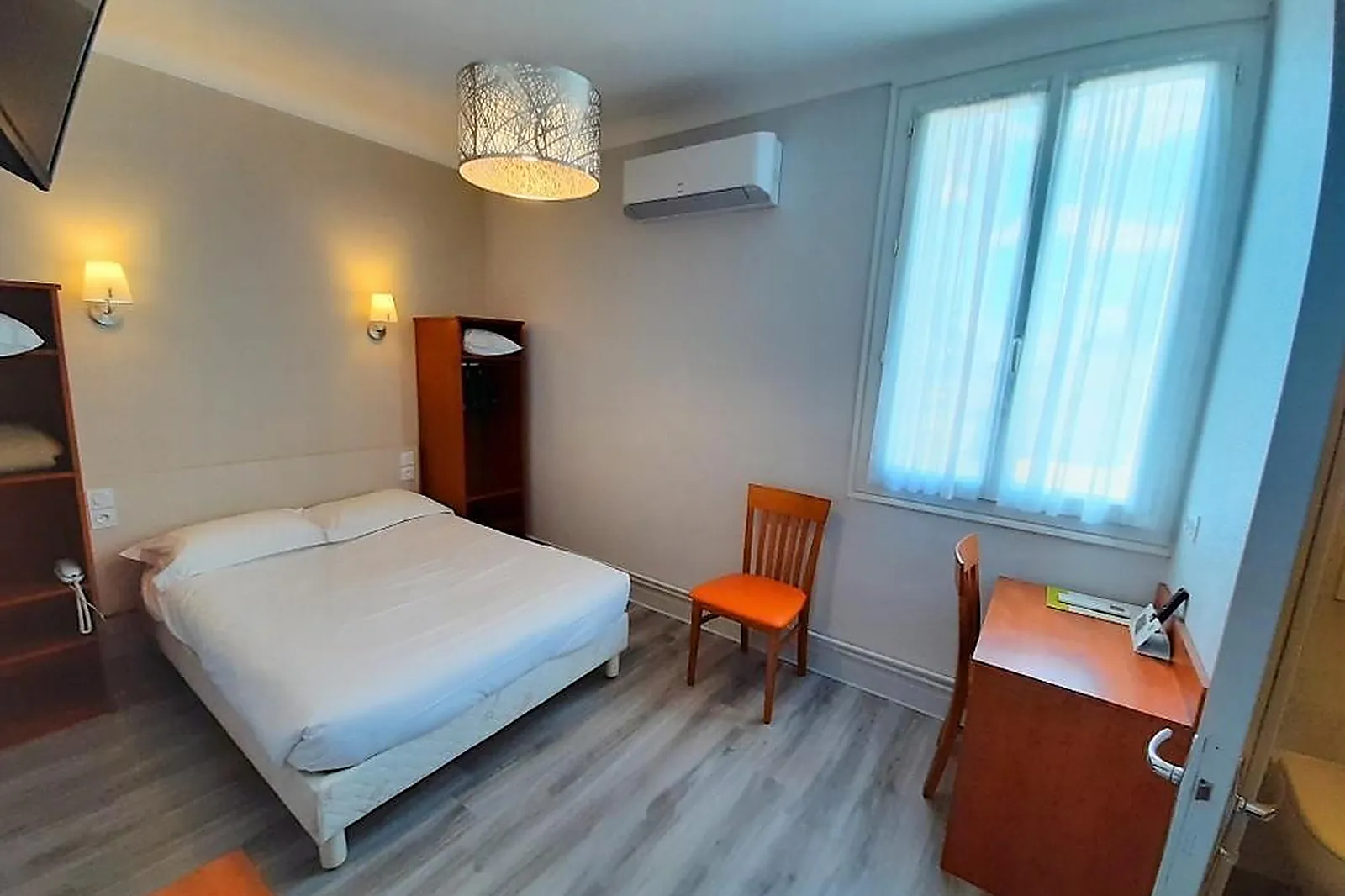 Lieux événementiels, HOSTELLERIE SAINT PAUL