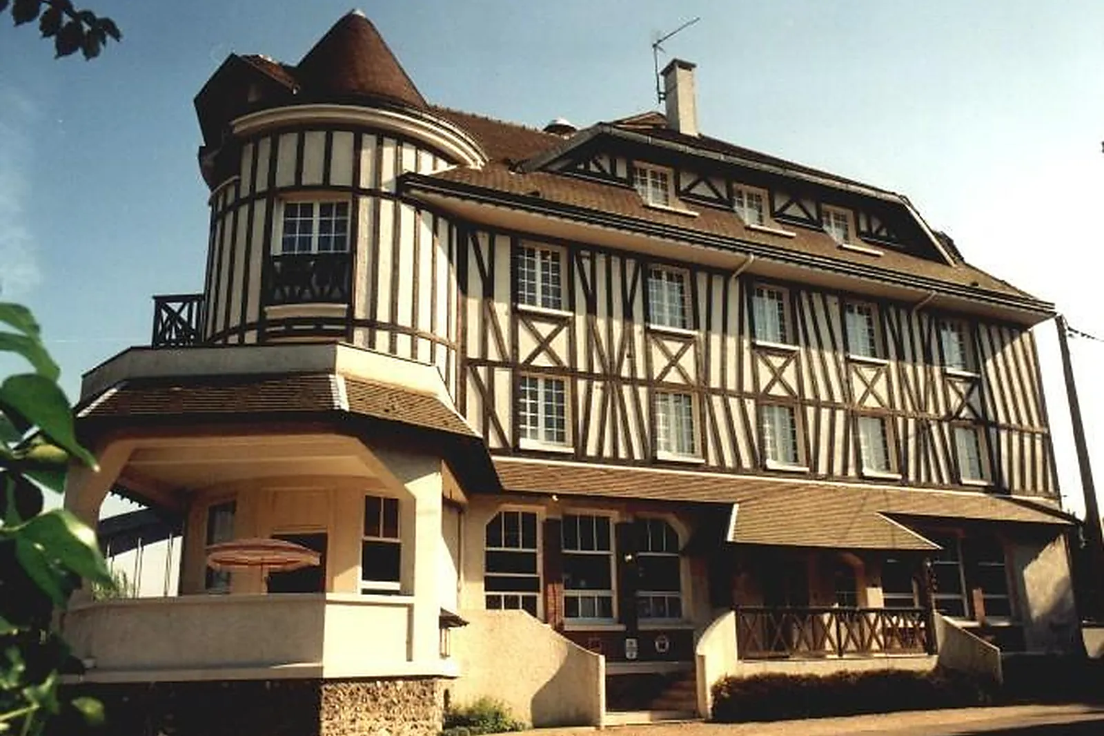 Lieux événementiels, HOSTELLERIE SAINT-PIERRE