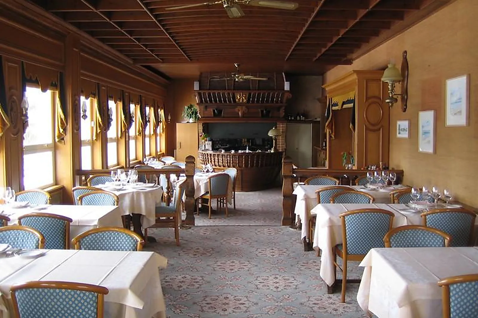 Lieux événementiels, HOSTELLERIE SAINT-PIERRE