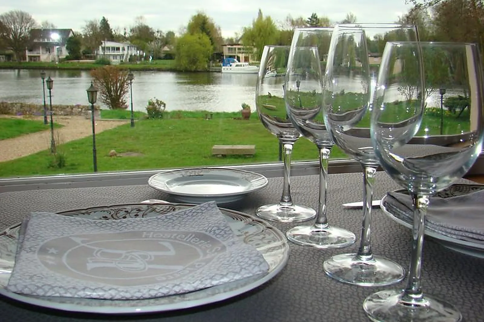 Lieux événementiels, HOSTELLERIE SAINT-PIERRE