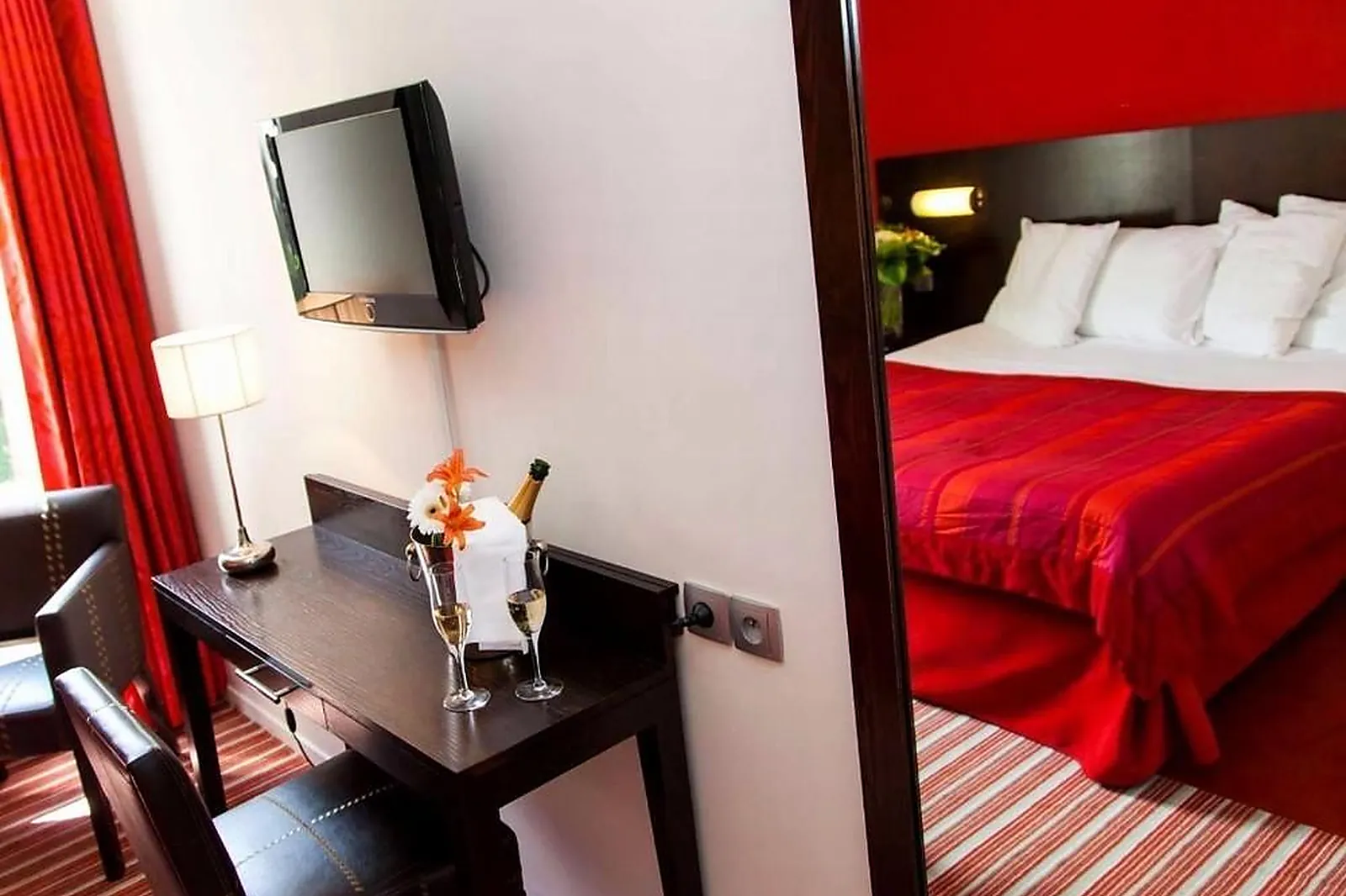 Lieux événementiels, HOSTELLERIE D'AUSSOIS