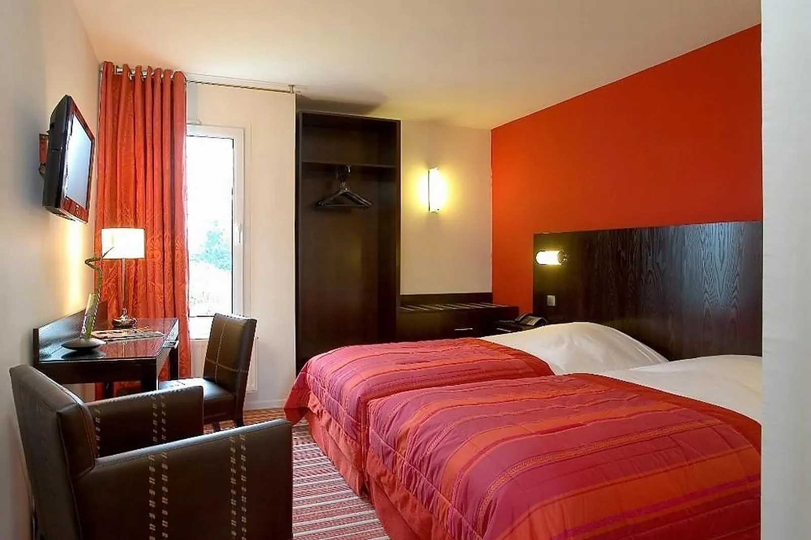 Lieux événementiels, HOSTELLERIE D'AUSSOIS