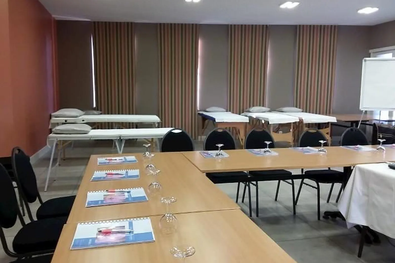 Lieux événementiels, HOSTELLERIE D'HÉLOÏSE