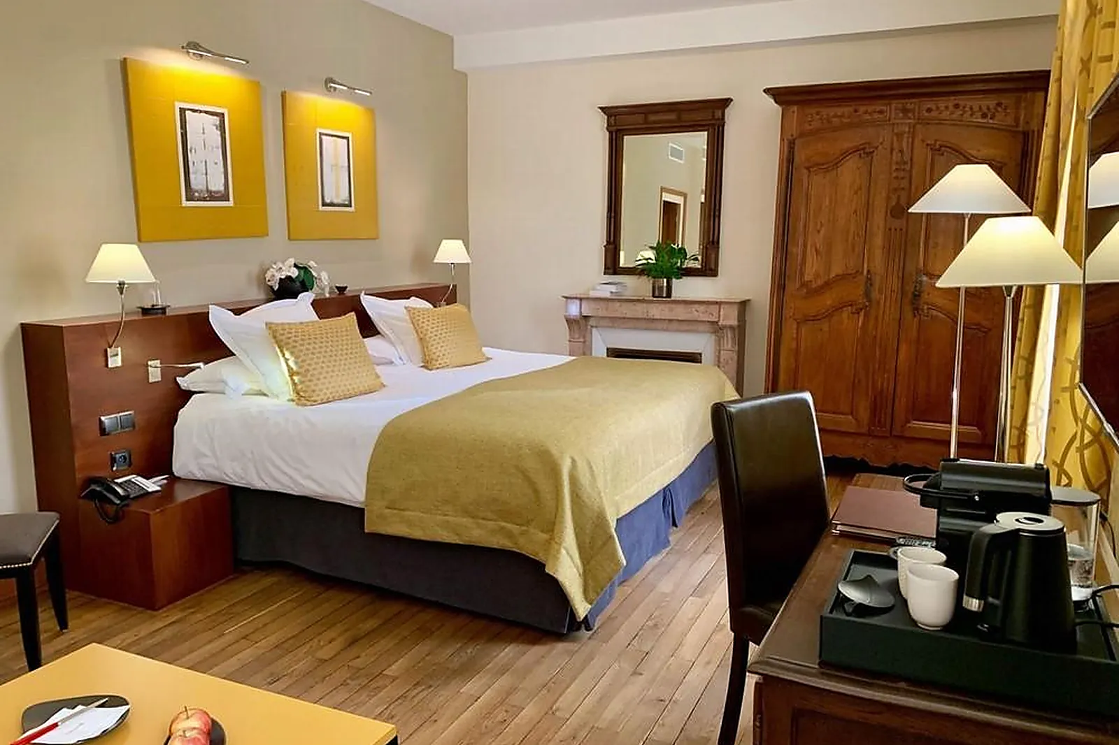 Lieux événementiels, HOSTELLERIE DE LEVERNOIS