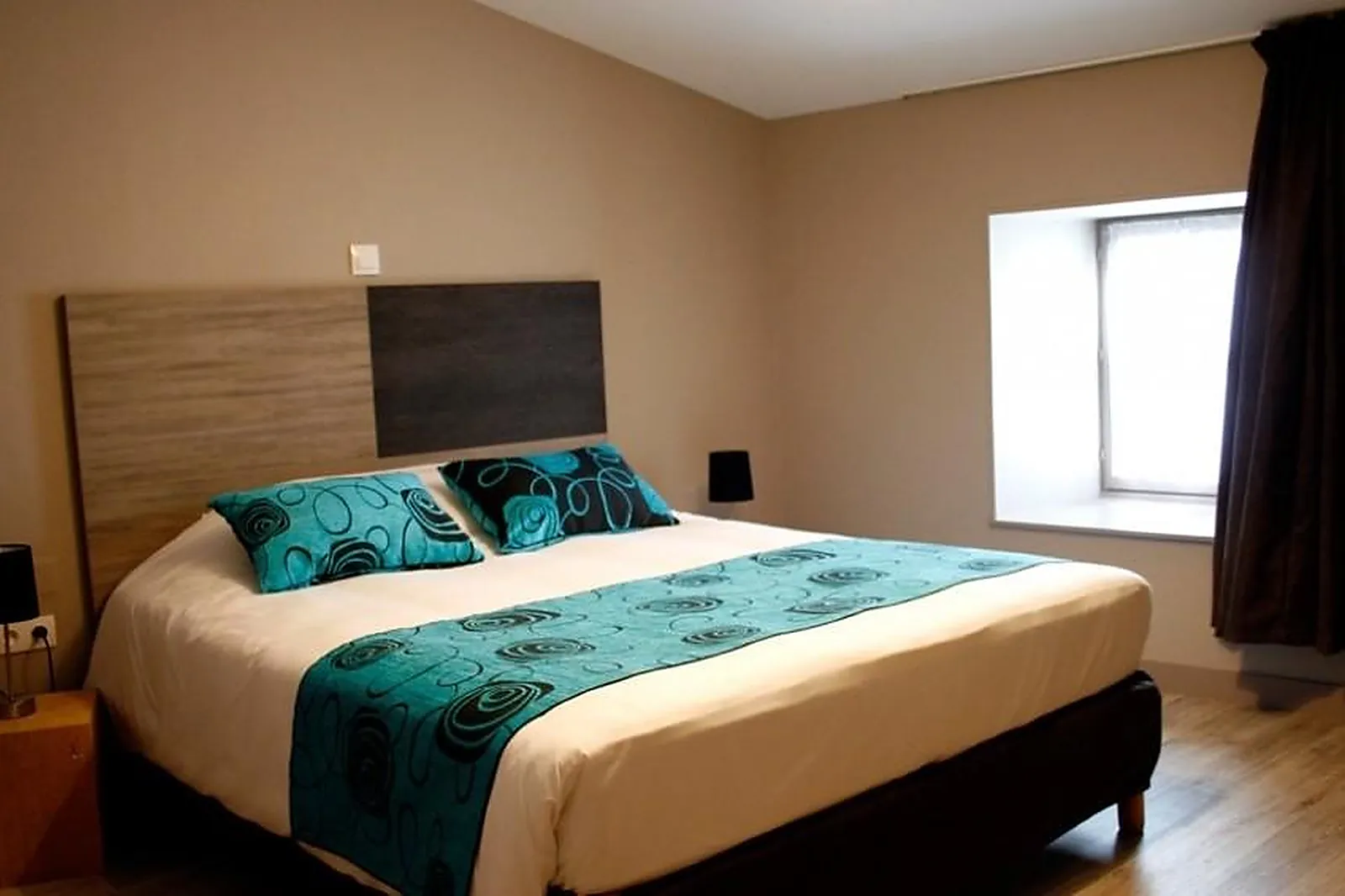 Lieux événementiels, HOSTELLERIE DE L'ABBAYE CELLES-SUR-BELLE