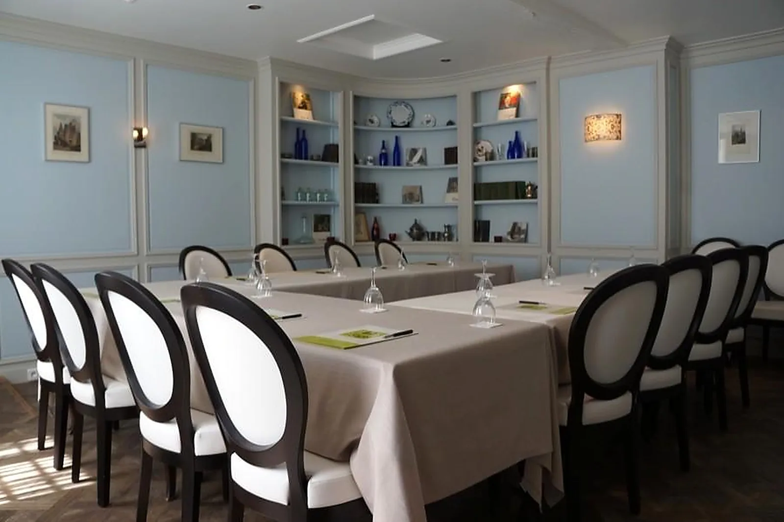 Lieux événementiels, HOSTELLERIE DE LA PORTE BELLON