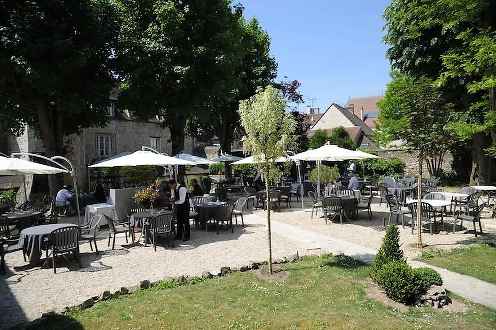 Lieux événementiels, HOSTELLERIE DE LA PORTE BELLON