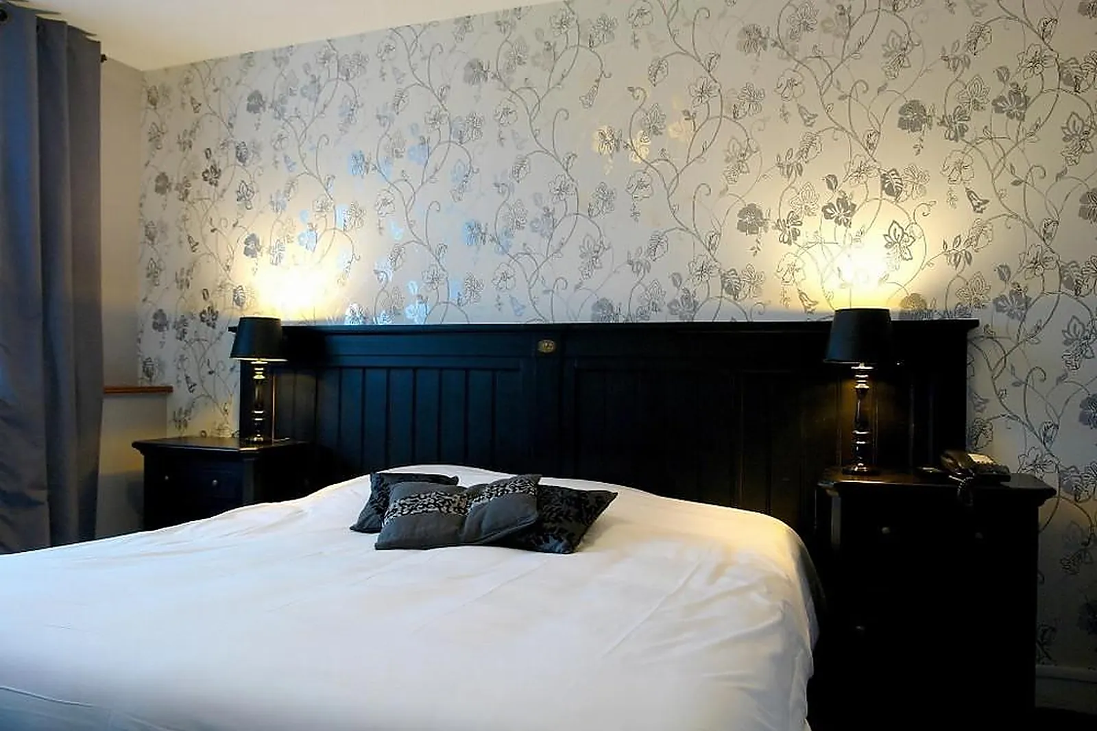 Lieux événementiels, HOSTELLERIE DE LA PORTE BELLON