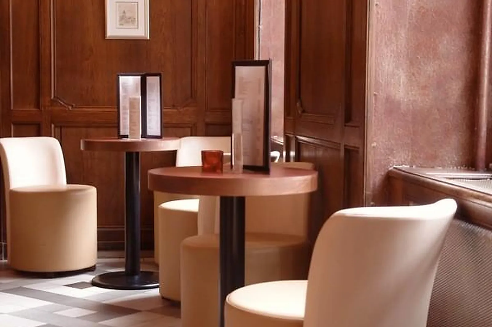 Lieux événementiels, HOSTELLERIE DE LA PORTE BELLON