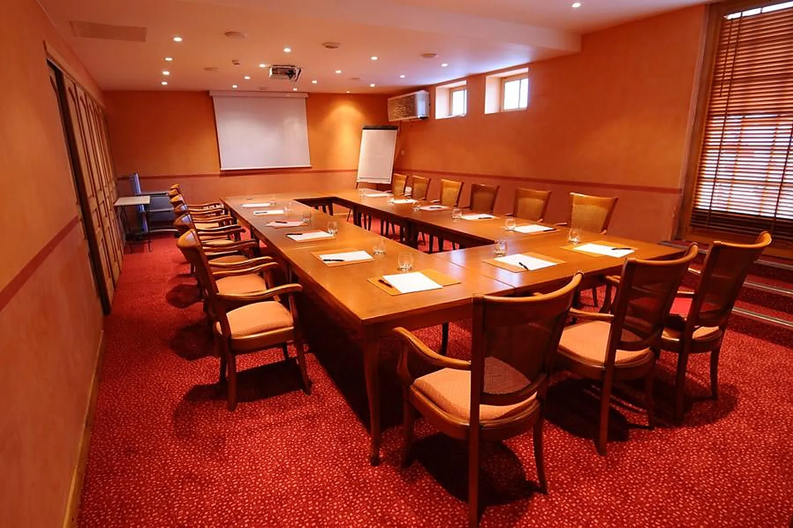 Lieux événementiels, HOSTELLERIE DE LA TOUR D'AUXOIS