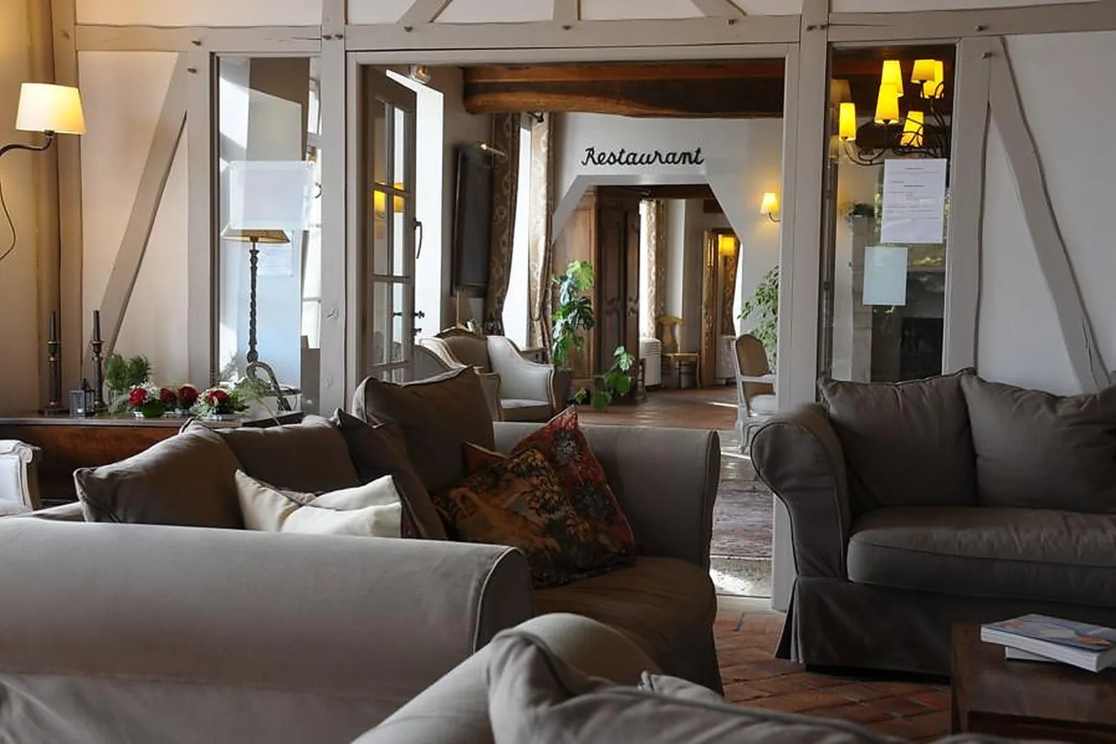 Lieux événementiels, HOSTELLERIE DE LA TOUR D'AUXOIS