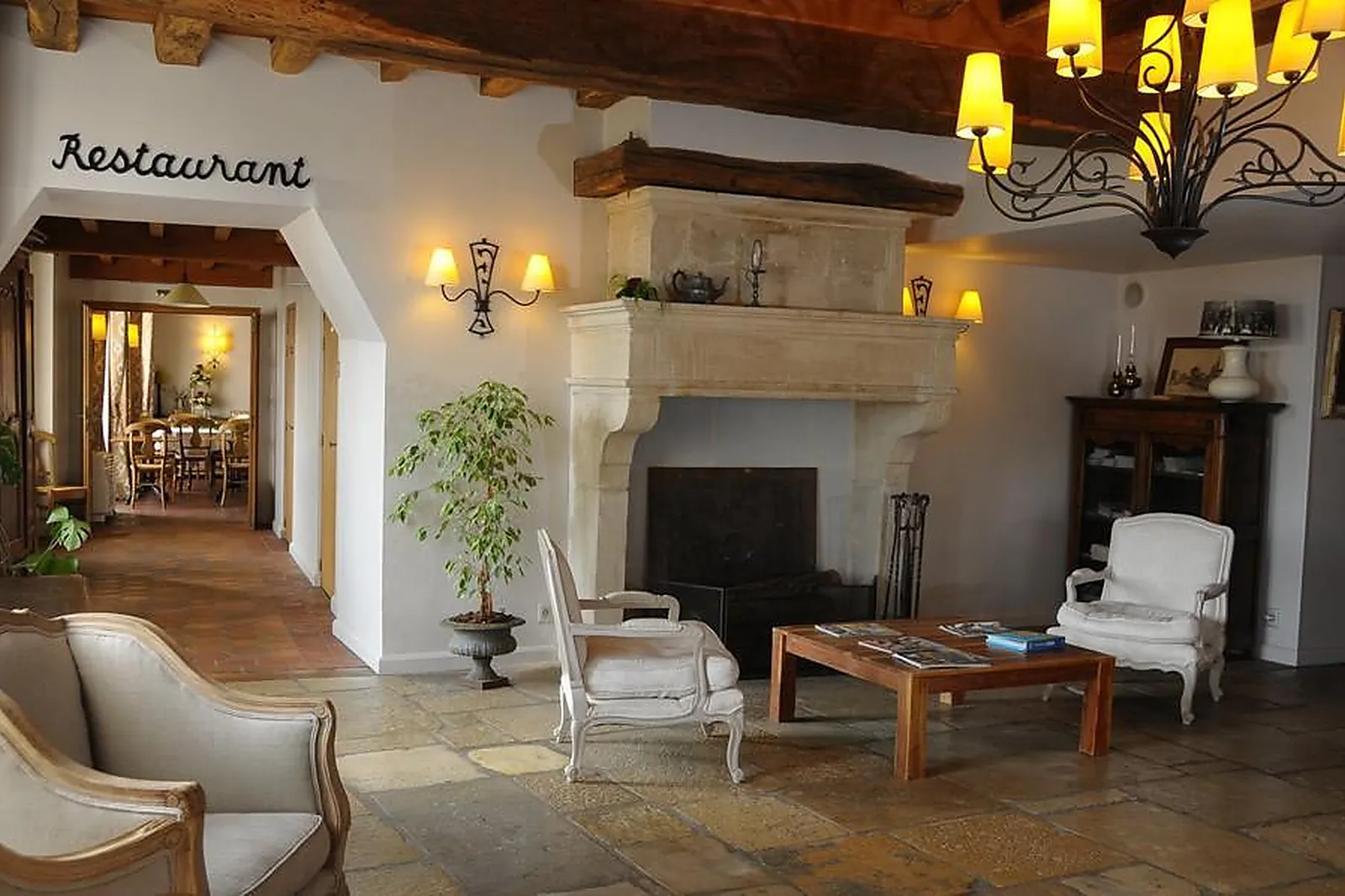 Lieux événementiels, HOSTELLERIE DE LA TOUR D'AUXOIS