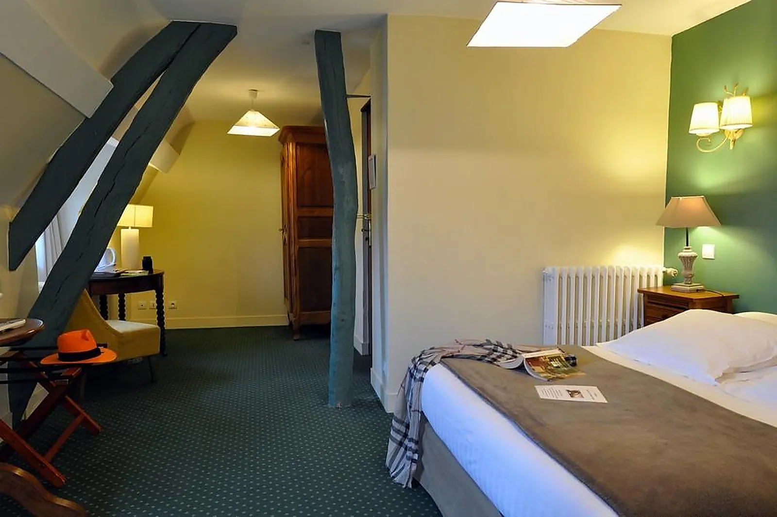 Lieux événementiels, HOSTELLERIE DE LA VIEILLE FERME