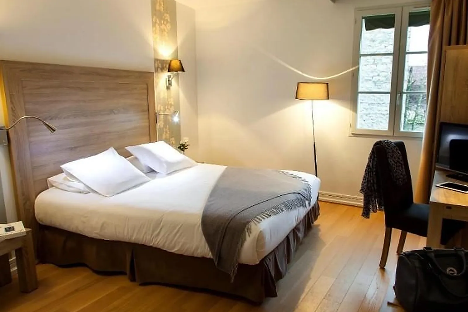 Lieux événementiels, HOSTELLERIE DES CLOS