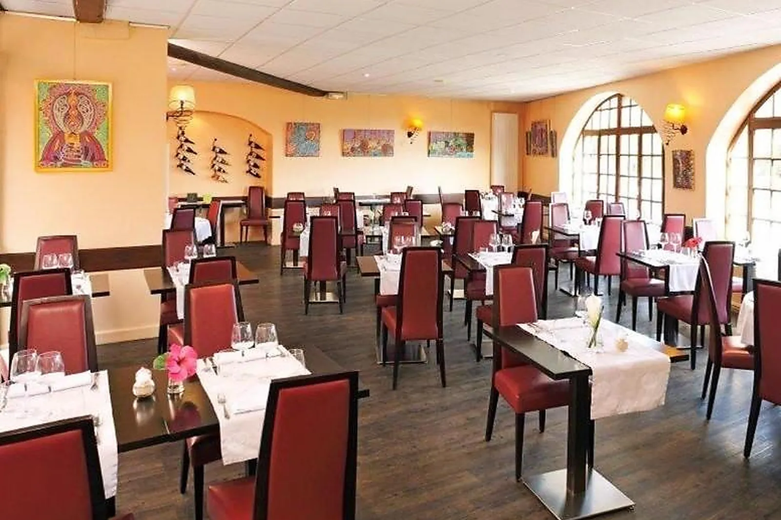 Lieux événementiels, HOSTELLERIE DU FOREZ