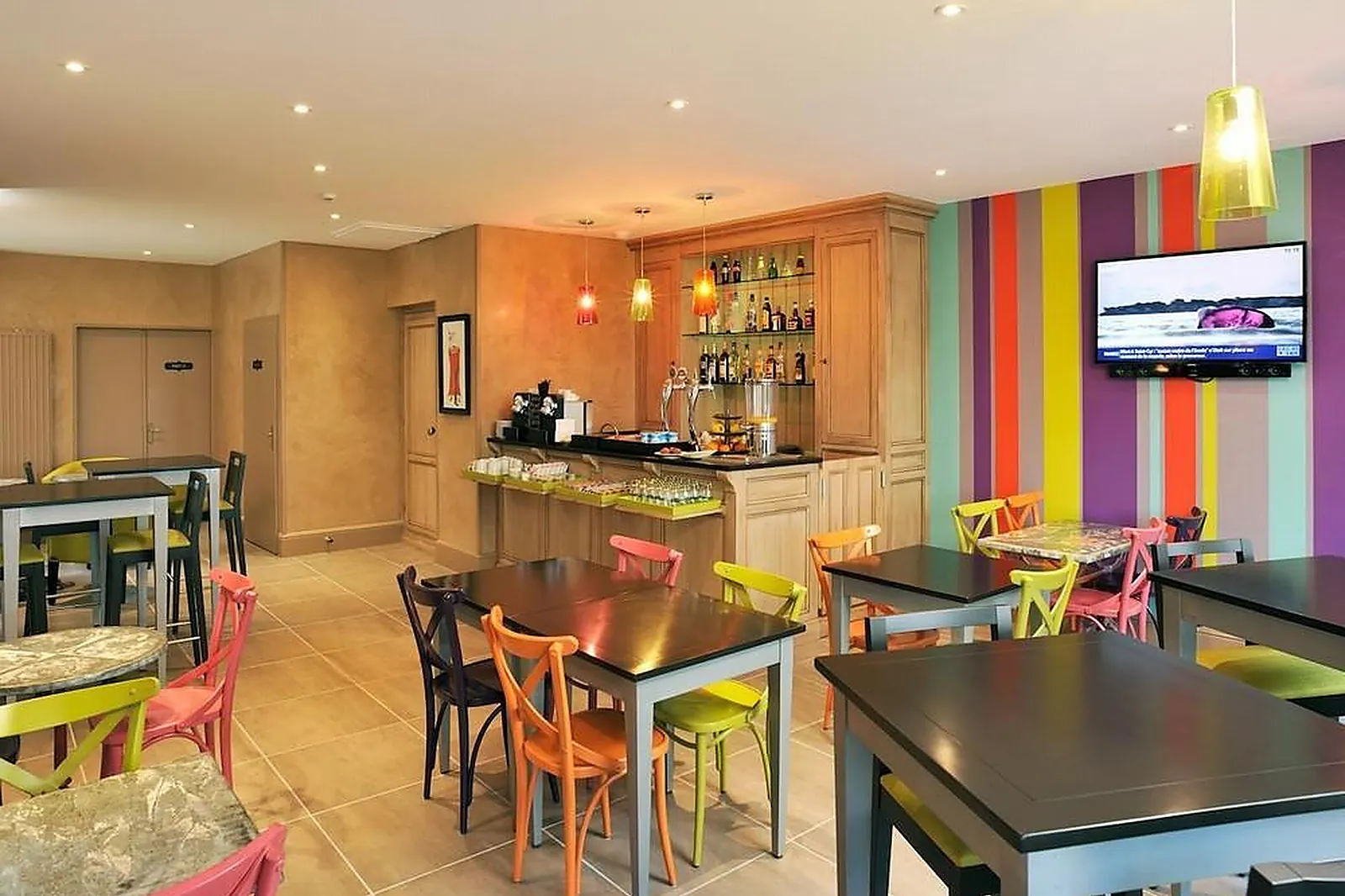 Lieux événementiels, HOSTELLERIE DU FOREZ