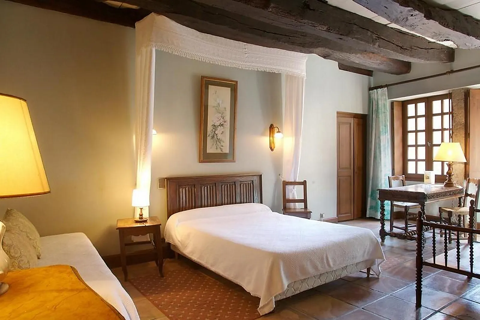 Lieux événementiels, HOSTELLERIE DU VIEUX PÉROUGES