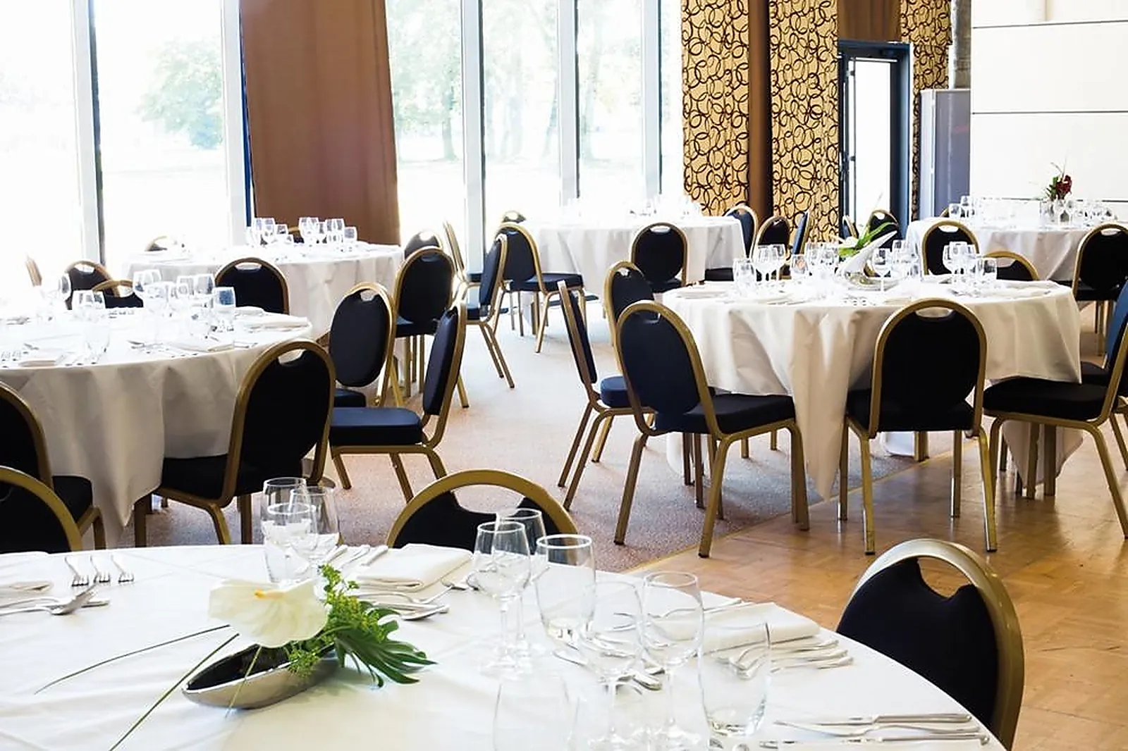 Lieux événementiels, HÔTEL & RÉSIDENCE LA VILLA DU LAC