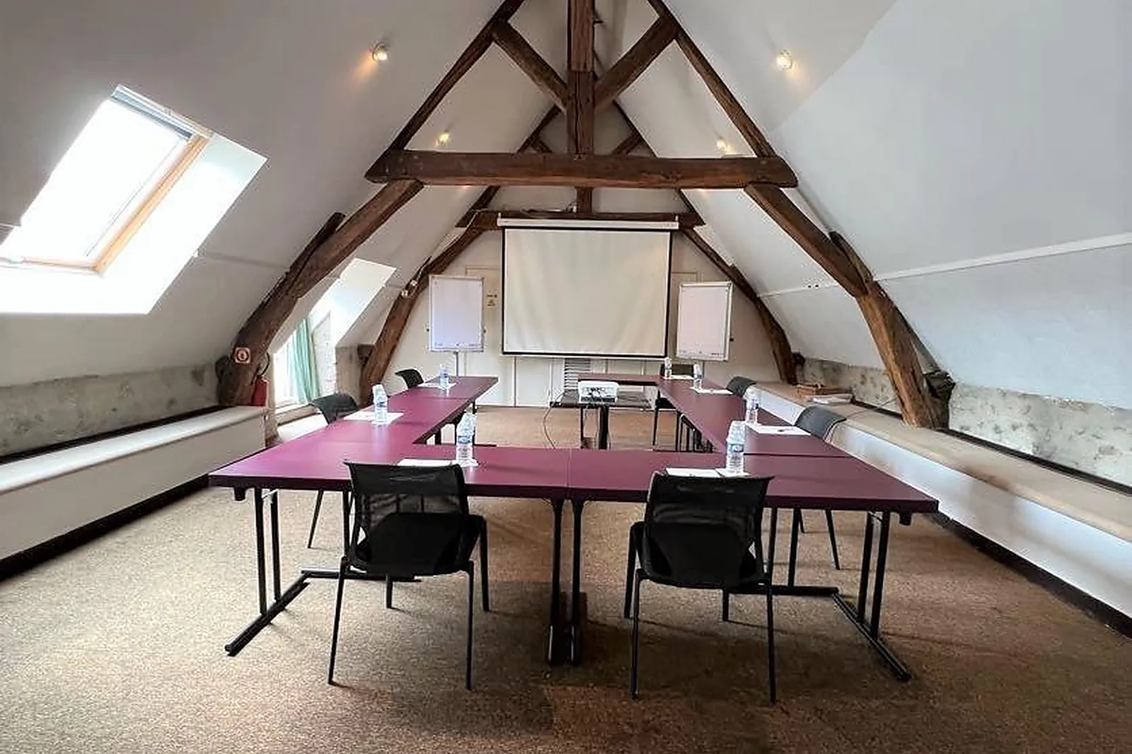 Lieux événementiels, HÔTEL ABBAYE DU GOLF DE LÉSIGNY