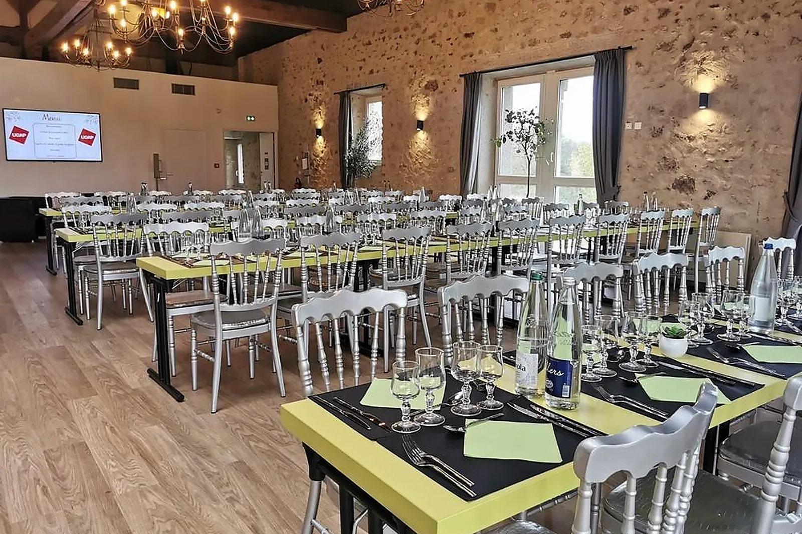 Lieux événementiels, HÔTEL ABBAYE DU GOLF DE LÉSIGNY