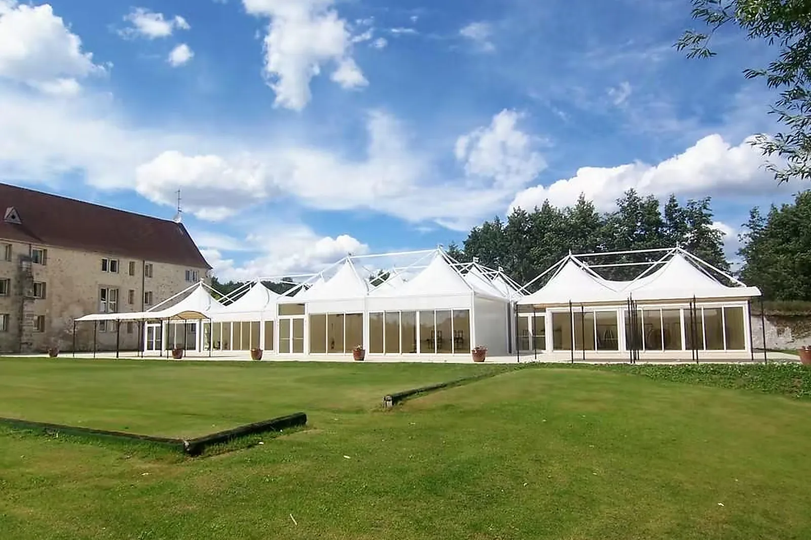 Lieux événementiels, HÔTEL ABBAYE DU GOLF DE LÉSIGNY