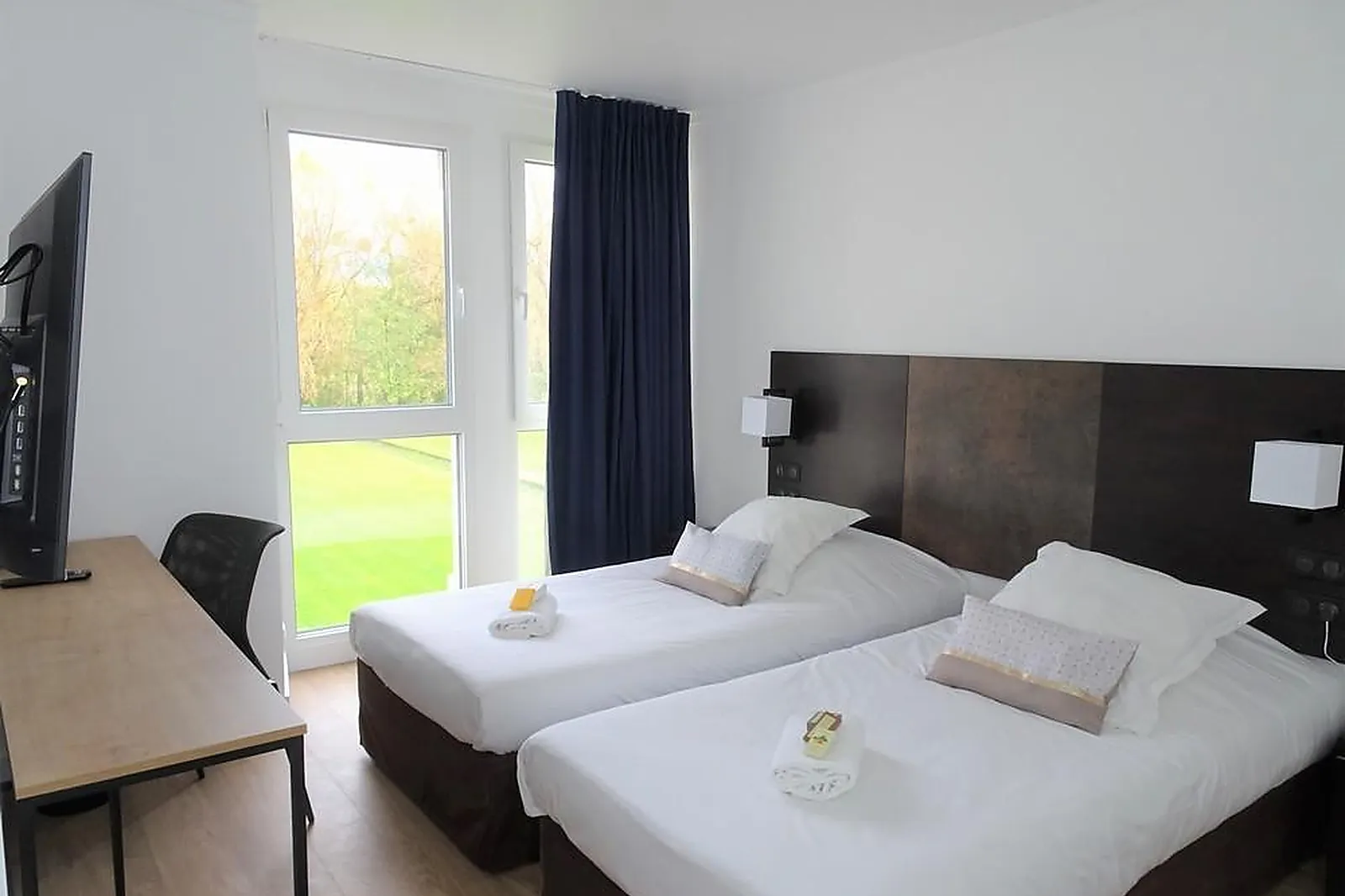 Lieux événementiels, HÔTEL ABBAYE DU GOLF DE LÉSIGNY