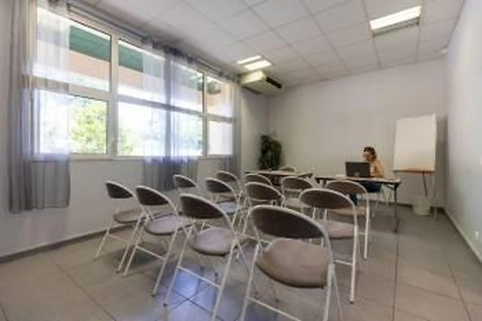 Lieux événementiels, HÔTEL ABOR