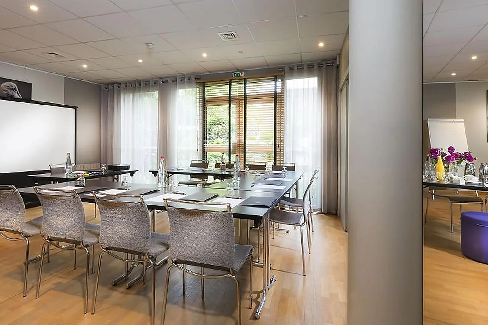 Lieux événementiels, HOTEL ACANTHE