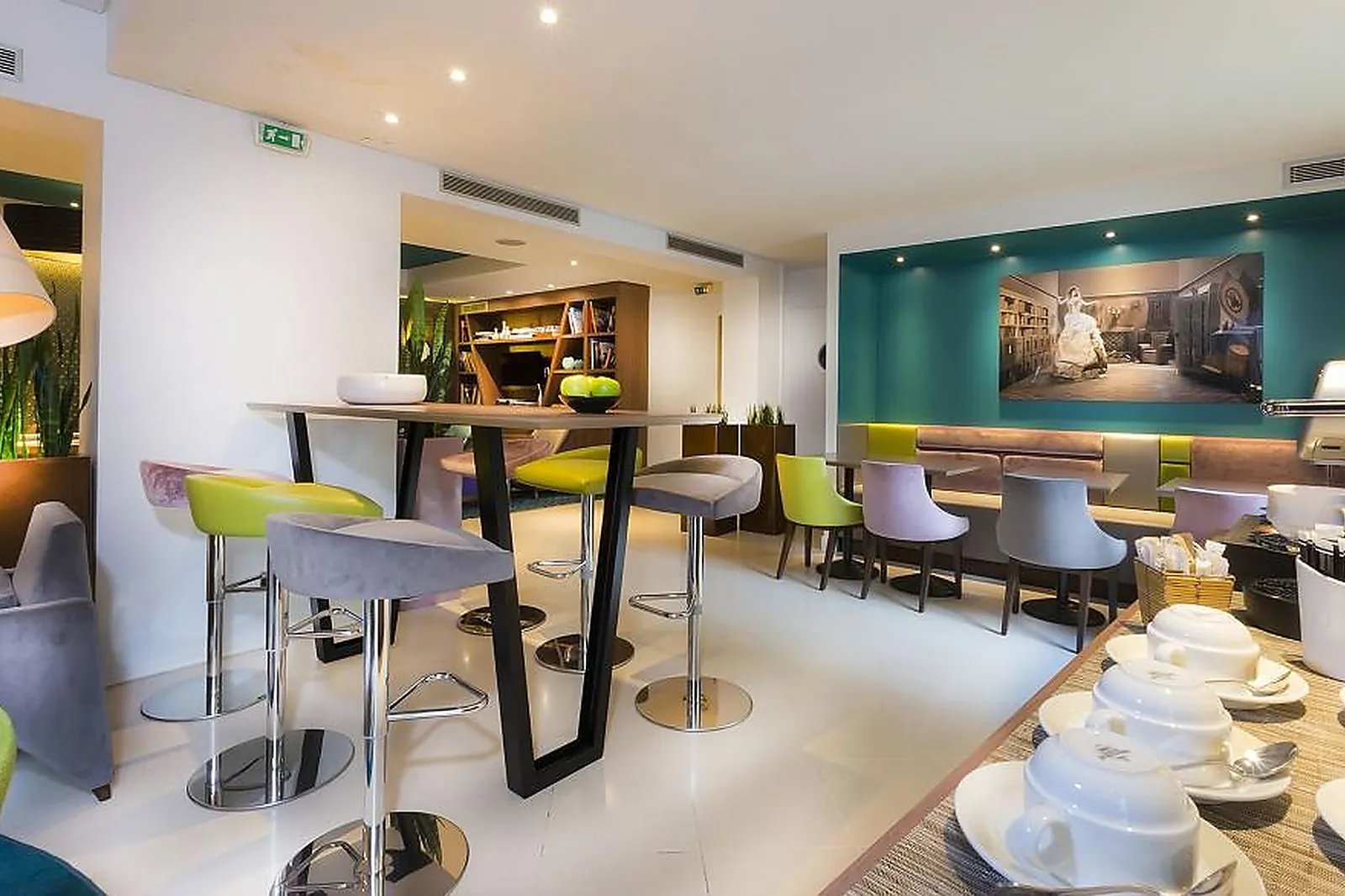 Lieux événementiels, HOTEL ACANTHE