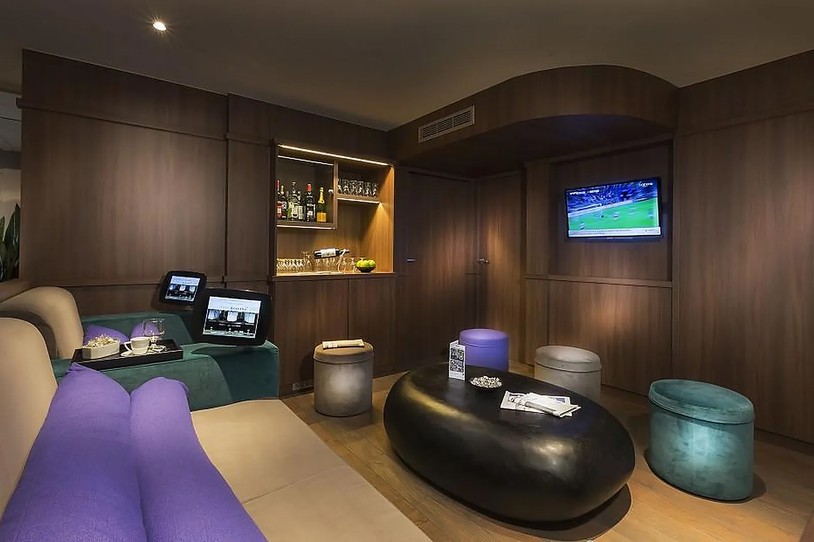 Lieux événementiels, HOTEL ACANTHE