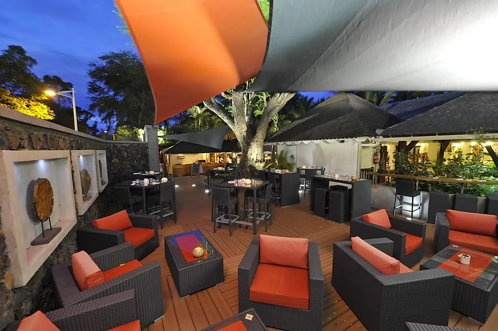 Lieux événementiels, HÔTEL ALAMANDA