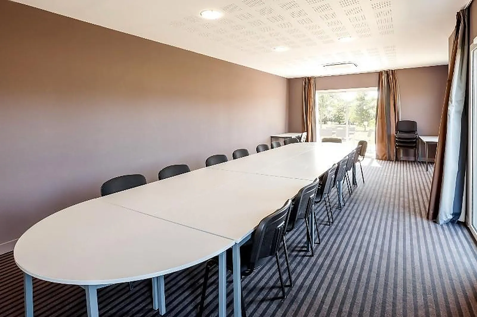 Lieux événementiels, HÔTEL ALIÉNOR