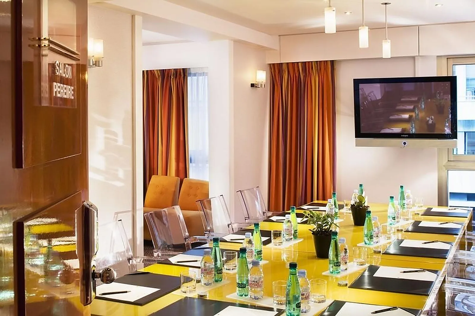 Lieux événementiels, HOTEL AMPERE PARIS