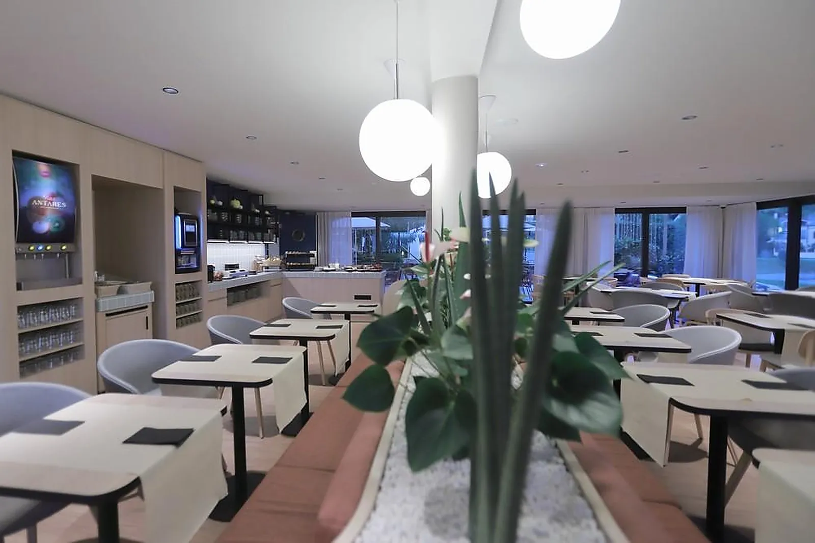 Lieux événementiels, HOTEL ANTARES