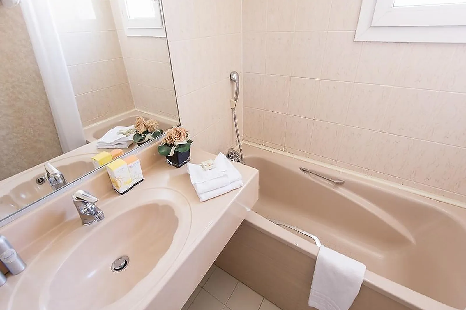 Lieux événementiels, HÔTEL APOGIA